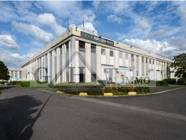 Entrepôt bureaux à louer Gennevilliers — photo du bien