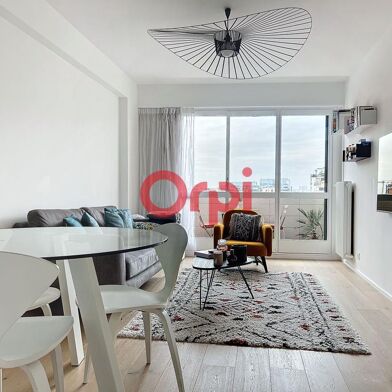 Appartement 2 pièces 2515 €