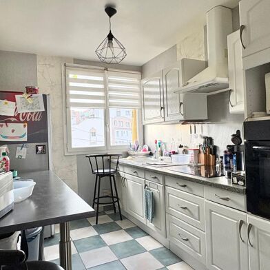 Appartement 4 pièces 87000 €