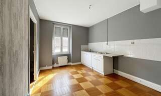 Immeuble  151 m² à vendre à Aulnat (63510)