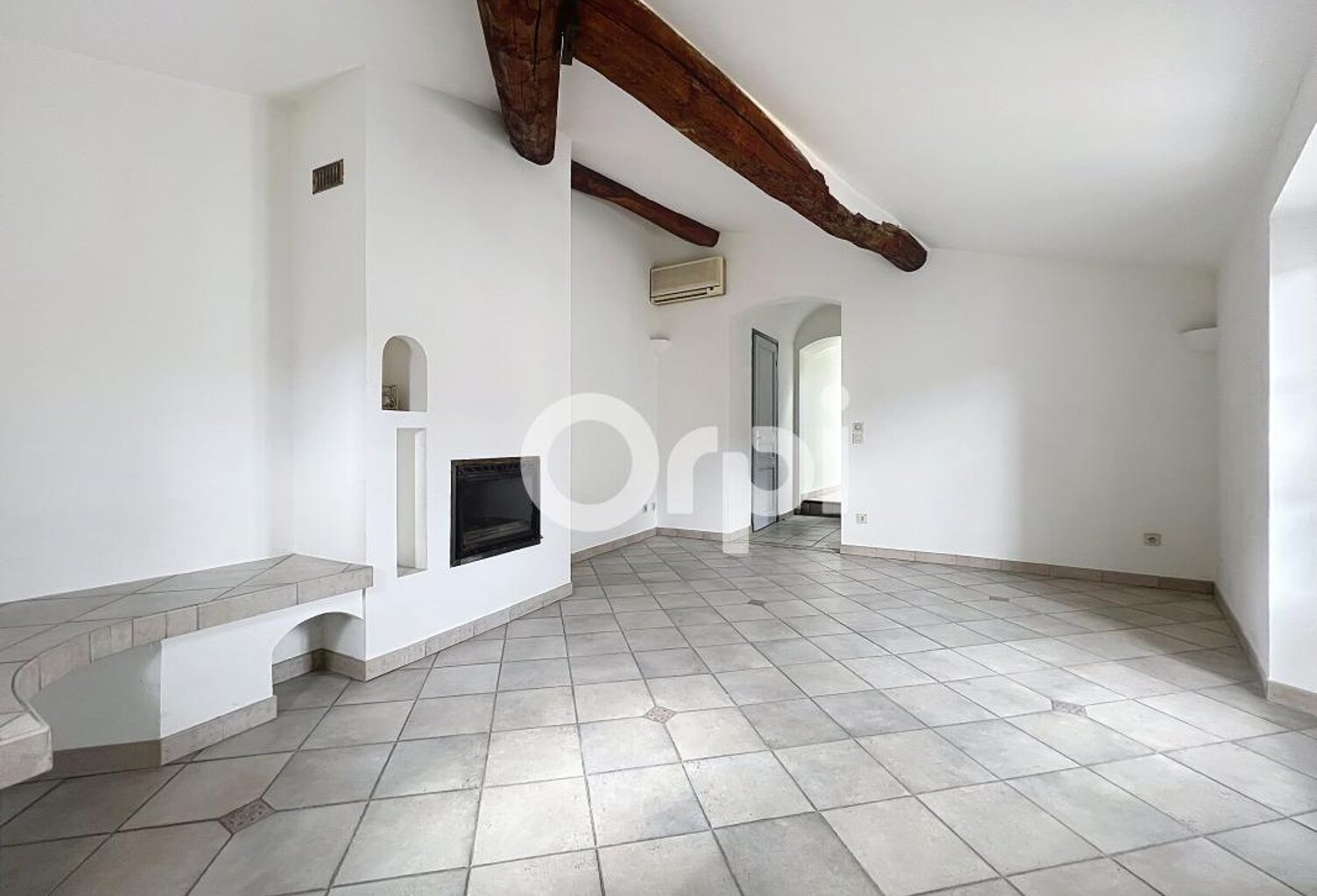 Appartement À Vendre — photo 1