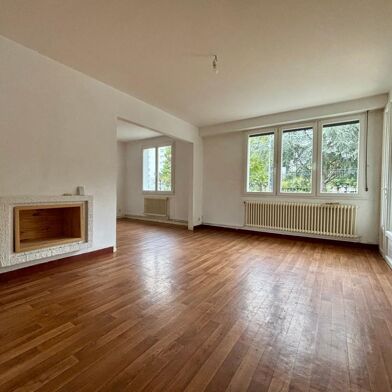 Maison 3 pièces 752 €