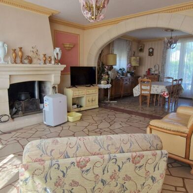 Maison 9 pièces 200000 €