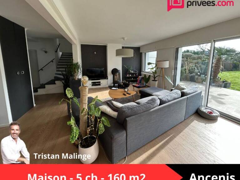 Maison Ancenis Saint Gereon 6 pièce(s) 160 m2 — photo 1
