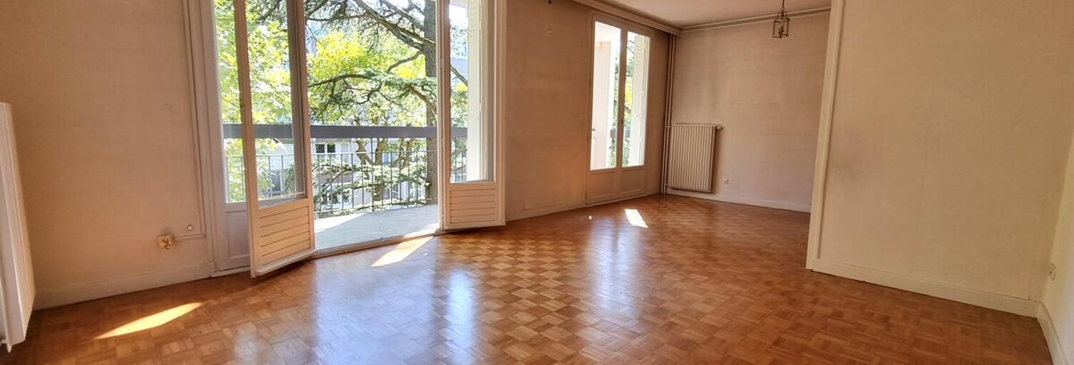 Appartement 5 Pièces 86 m² à vendre à Décines-Charpieu (69150)