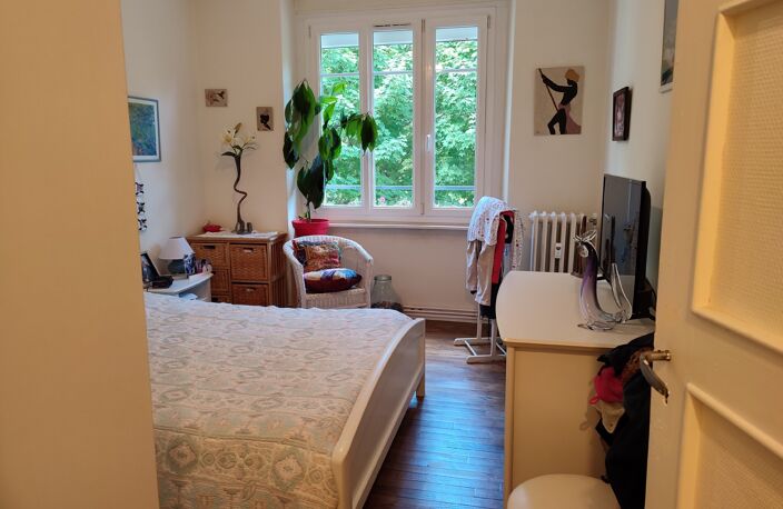 A VENDRE - APPARTEMENT- SOQUET IMMOBILIER- CENTRE VILLE DE DINAN — photo 4