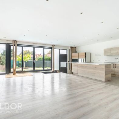 Maison 6 pièces 495000 €