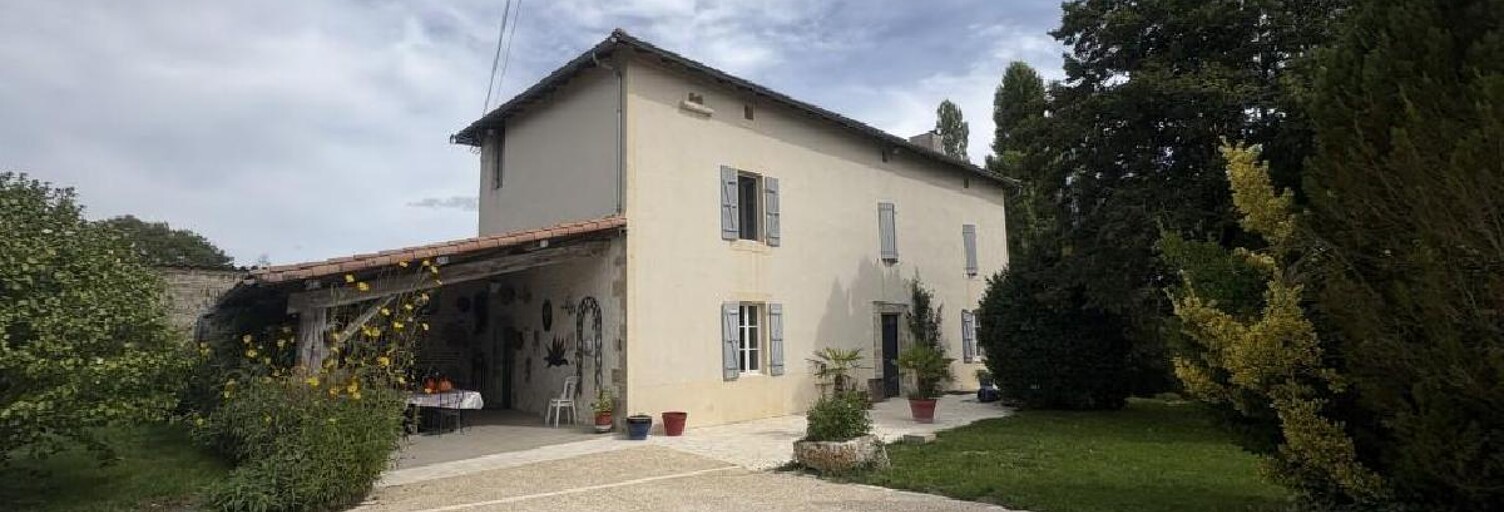 Maison 6 Pièces 192 m² à vendre à Villefagnan (16240)