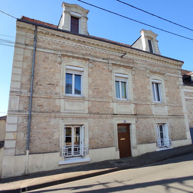Maison 6 pièces 180200 €