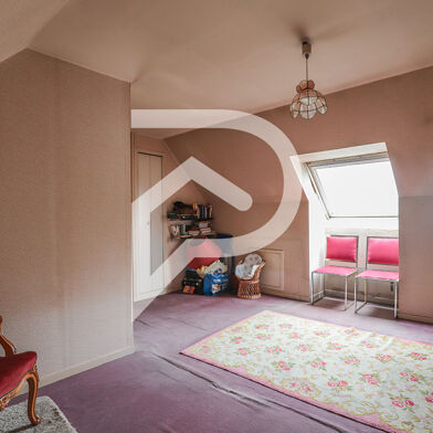 Maison 4 pièces 599000 €