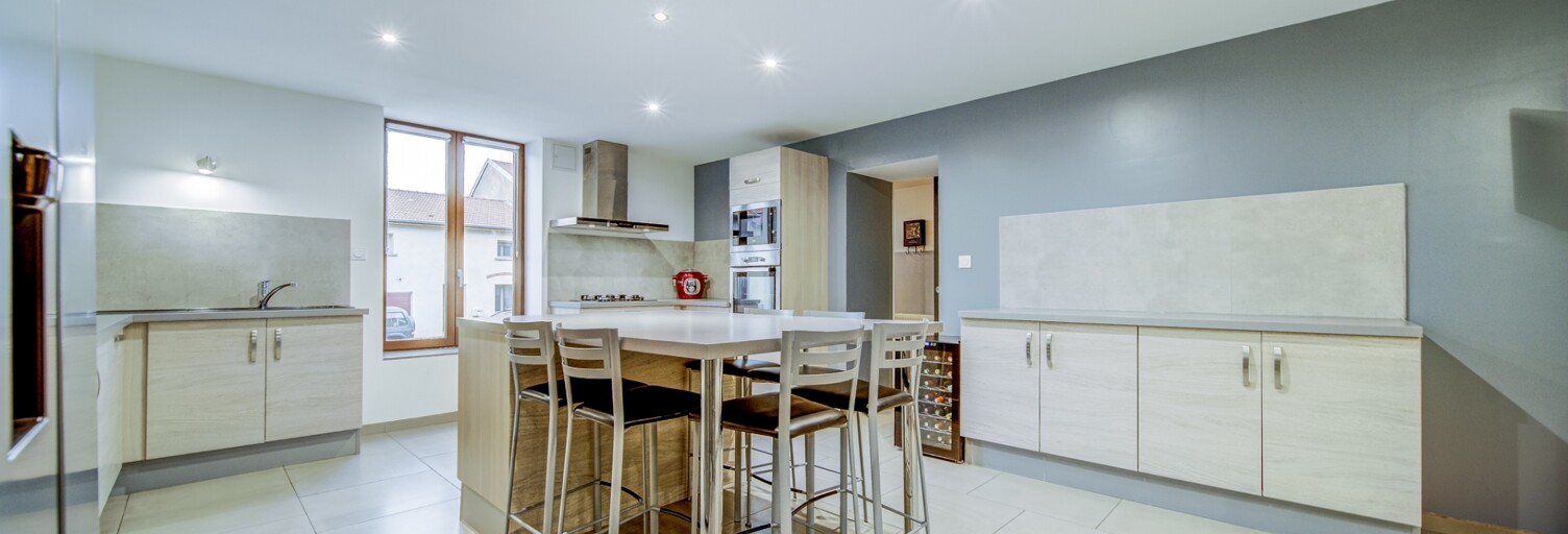 Maison 8 Pièces 224 m² à vendre à Mailly-sur-Seille (54610)