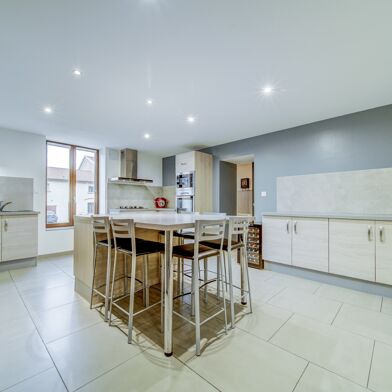 Maison 8 pièces 295000 €