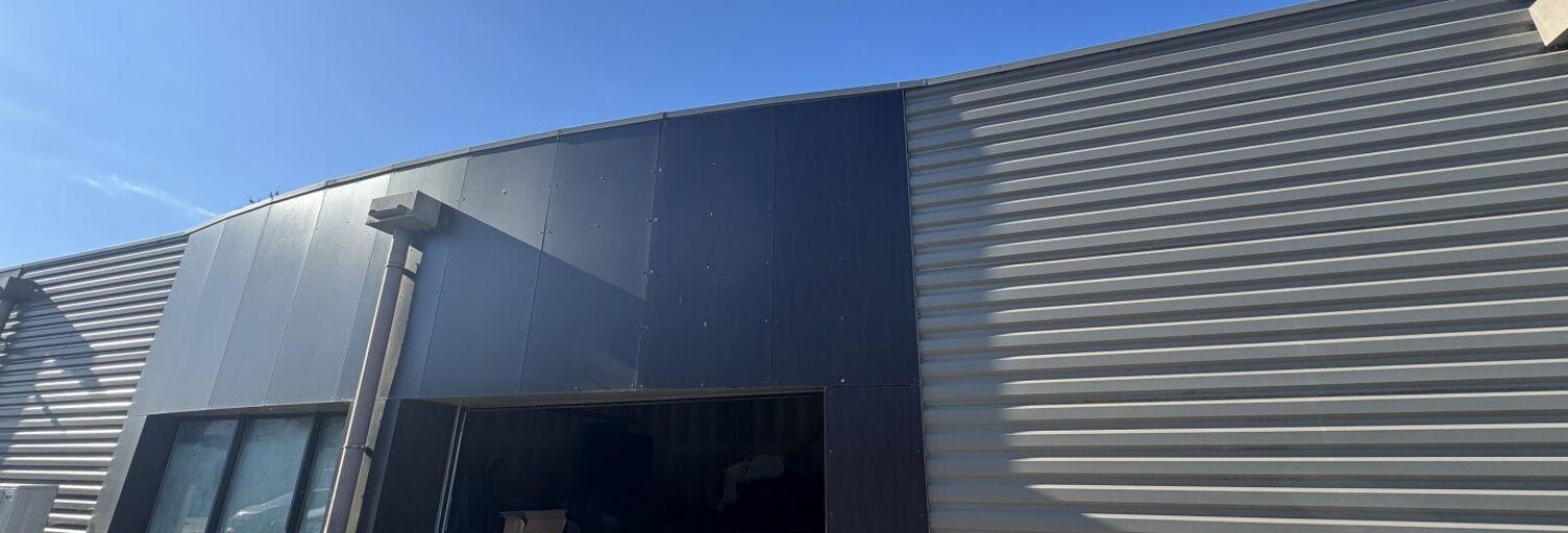 Commerce  300 m² à vendre à Lescar (64230)