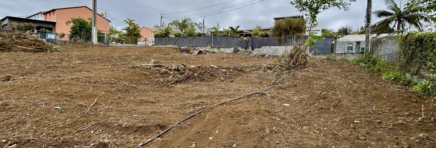 Terrain  554 m² à vendre à Le Tampon (97430)