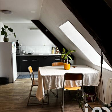 Immeuble  188100 €