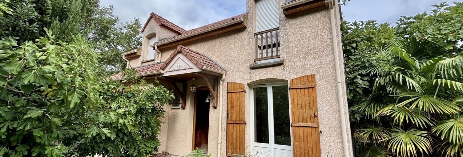 Maison 6 Pièces 107 m² à vendre à Saint-Pierre-lès-Nemours (77140)