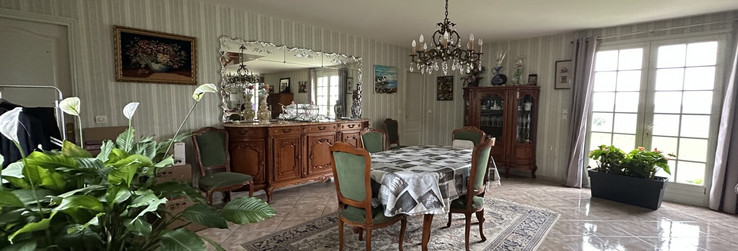 Maison 8 Pièces 204 m² à vendre à Saint-Pierre-des-Bois (72430)