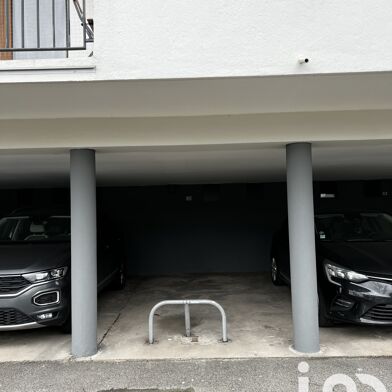 Garage  17000 €