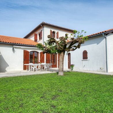 Maison 5 pièces 610000 €