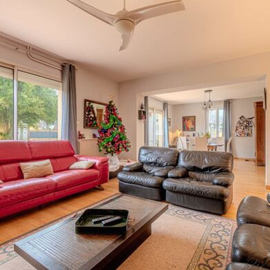 Maison 7 pièces 269900 €