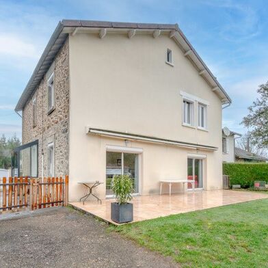 Maison 7 pièces 269900 €