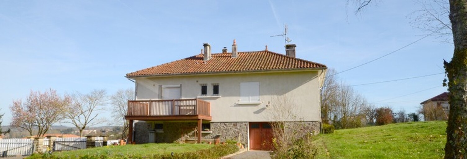 Maison 5 Pièces 85 m² à vendre à Chabanais (16150)