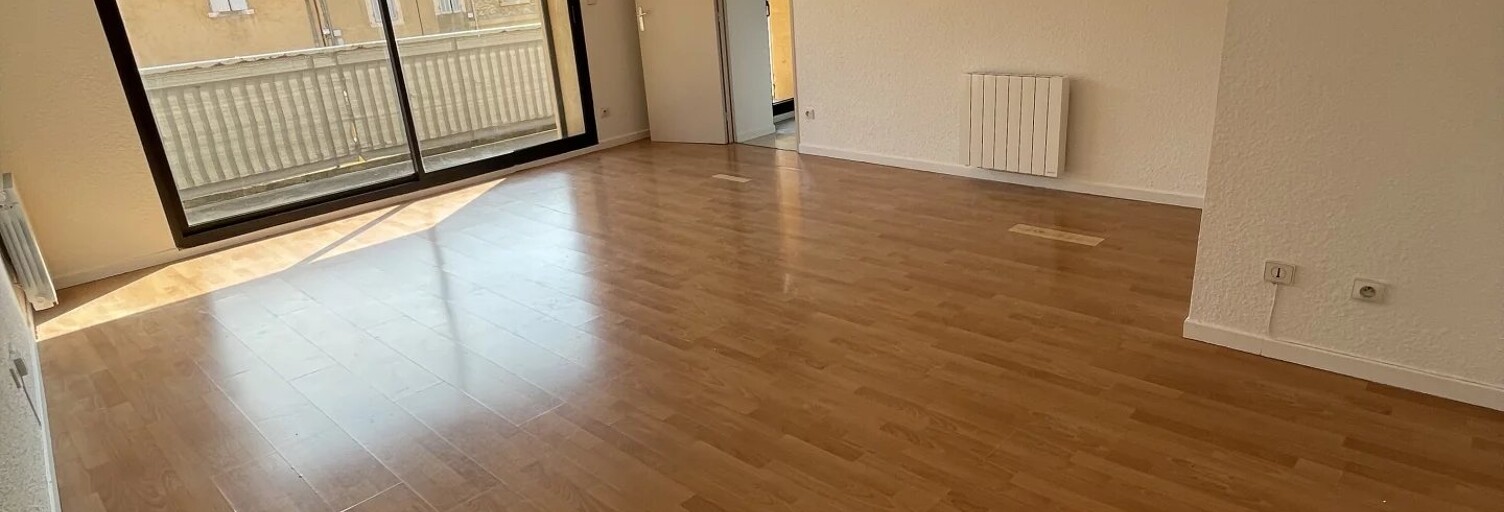 Maison 4 Pièces 110 m² à louer à Jouques (13490)