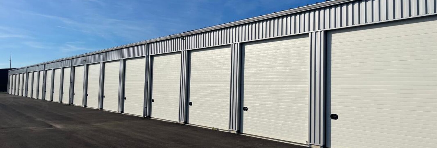 Garage  29 m² à louer à Le Gua (17600)