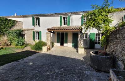 Maison ancienne de caractère à vendre - 233 m² - 863 m² terrain - à rénover - Le Bois Plage en Ré — photo du bien
