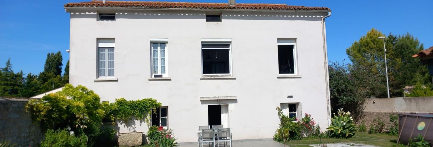Maison 5 Pièces 160 m² à vendre à Saint-Just-Luzac (17320)