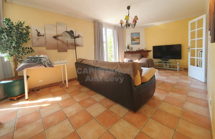 Maison 165m² sur parcelle de plus de 1100m² et studio indépendant — photo 5