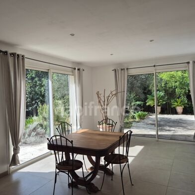 Maison 5 pièces 385000 €