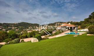 Maison 6 Pièces 185 m² à vendre à Roquebrune-sur-Argens (83380)