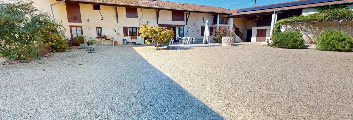 Maison 5 Pièces 234 m² à vendre à Châtillon-sur-Chalaronne (01400)