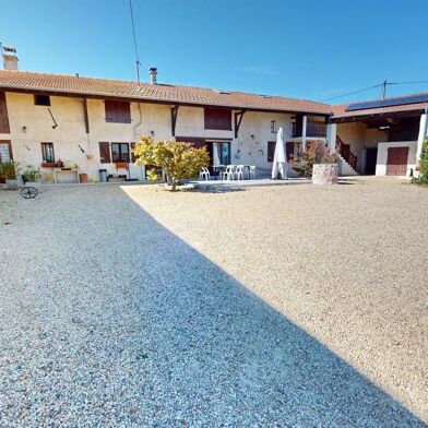 Maison 5 pièces 560000 €