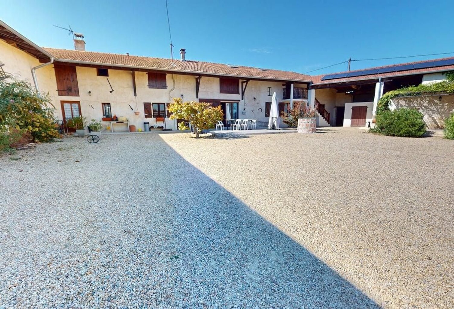 Maison À Vendre BANEINS — photo 1