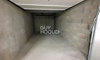 Garage  10 m² à louer à Décines-Charpieu (69150)