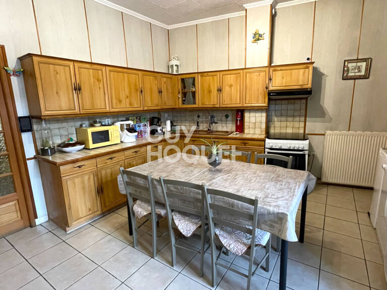 Charmant T4 de plus de 100m² avec une belle hauteur sous plafond avec stockage et garage — photo 1
