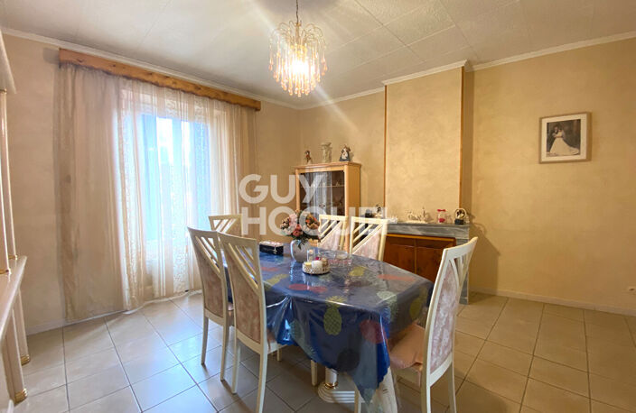 Charmant T4 de plus de 100m² avec une belle hauteur sous plafond avec stockage et garage — photo 3