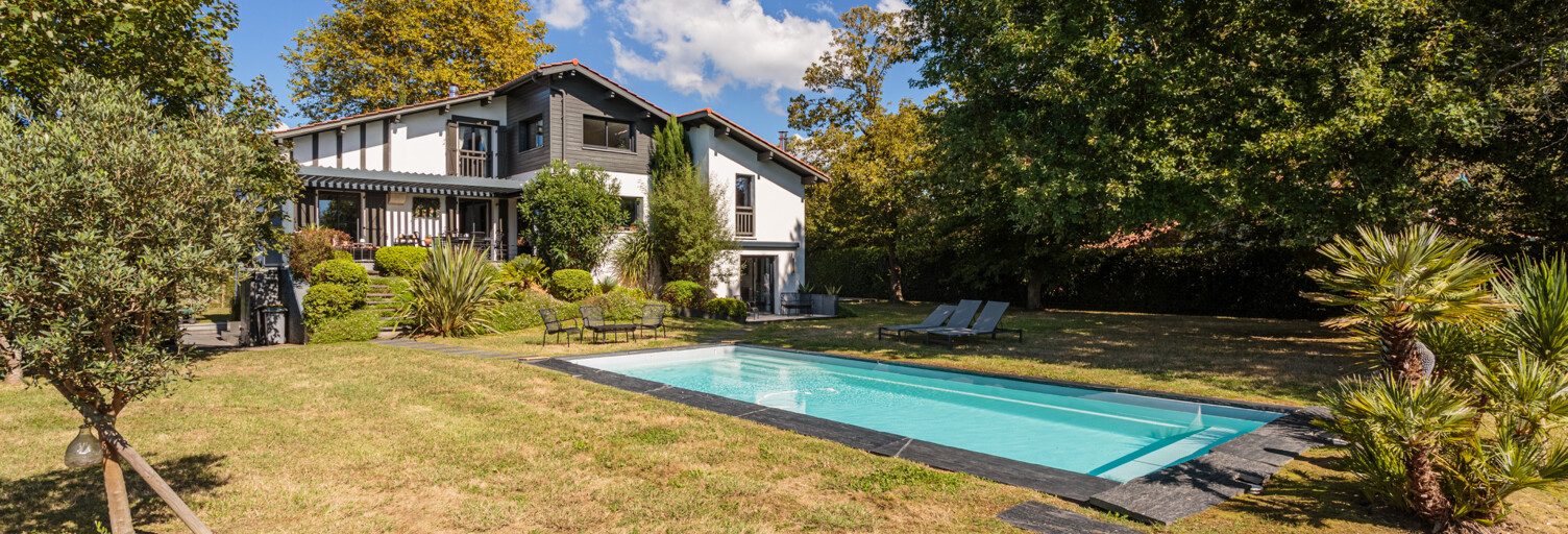 Maison 9 Pièces 260 m² à vendre à Arcangues (64200)