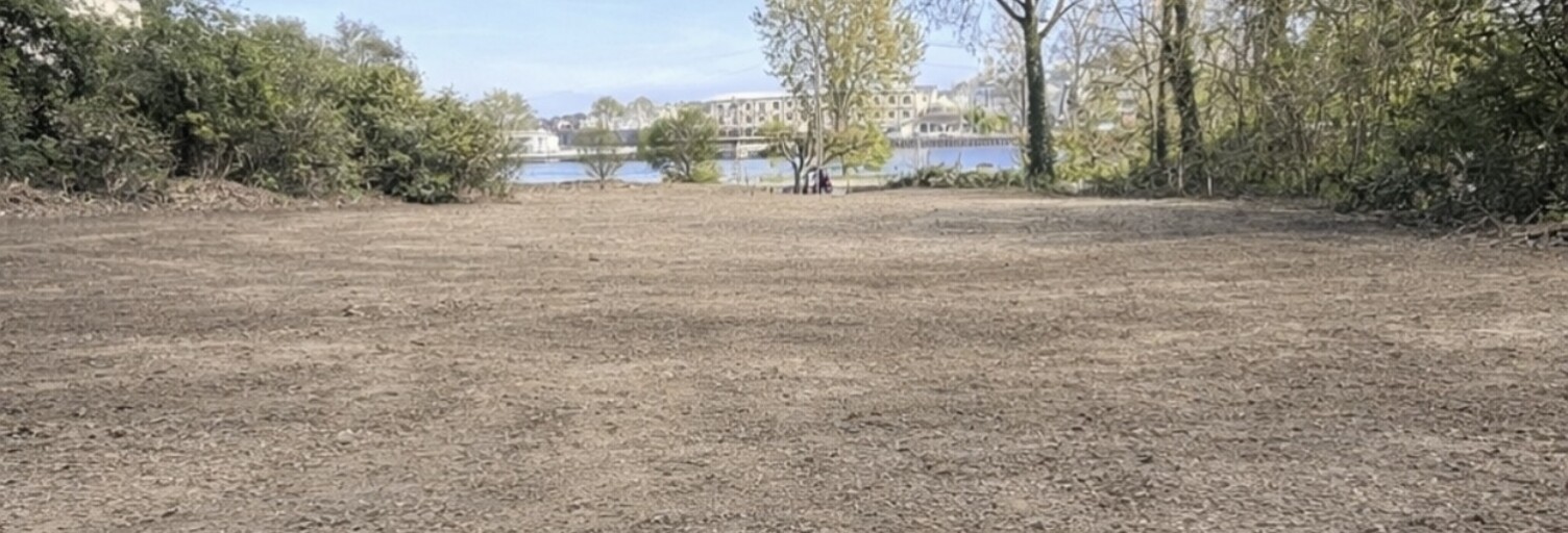 Terrain  1210 m² à vendre à Le Mée-sur-Seine (77350)