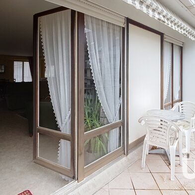 Appartement 4 pièces 149950 €