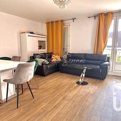 Appartement 4 pièces 230000 €