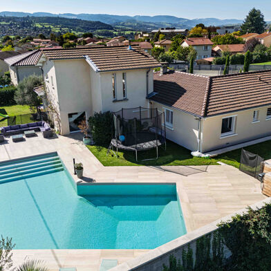 Maison 6 pièces 670000 €