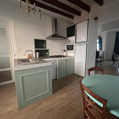 Appartement 3 pièces 1175 €