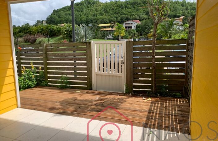 F3 DUPLEX  PROCHE DES COMMODITES ET DES PLAGES — photo 2
