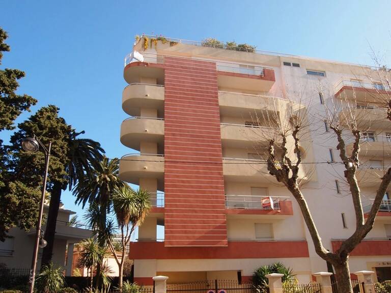 ANTIBES - 4 Pièces  82 m² — photo 1
