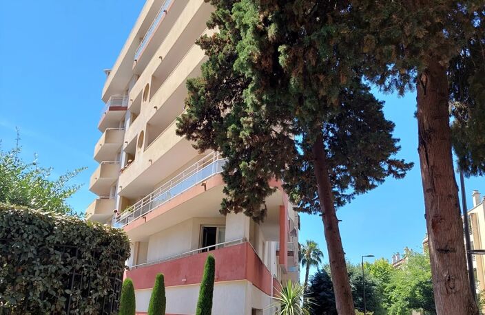 ANTIBES - 4 Pièces  82 m² — photo 2