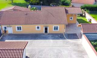 Maison 6 Pièces 220 m² à vendre à Chevroux (01190)