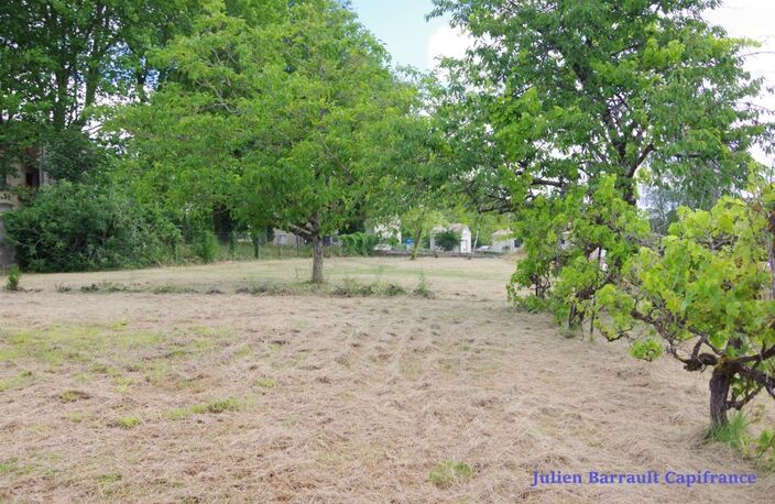 SAINT JULIEN L’ARS Terrain de 1028 m² libre de constructeur à viabiliser — photo 4
